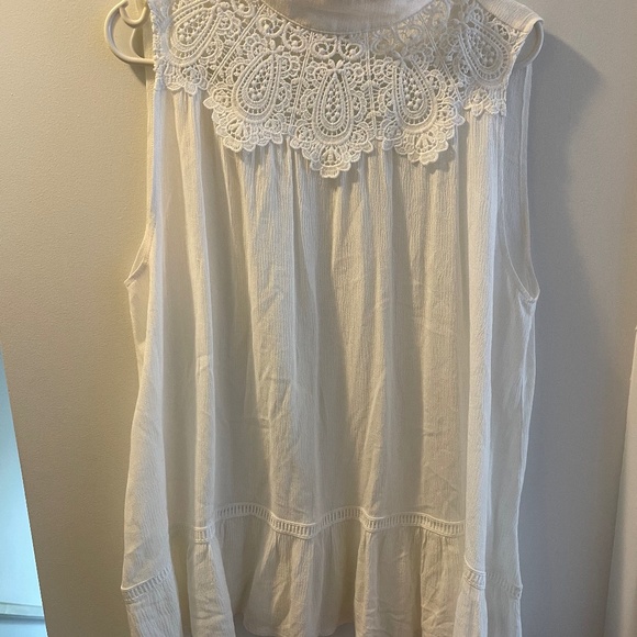 Tunic Blouse - Picture 1 of 3